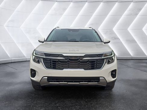 Used 2025 Kia Seltos EX image 8