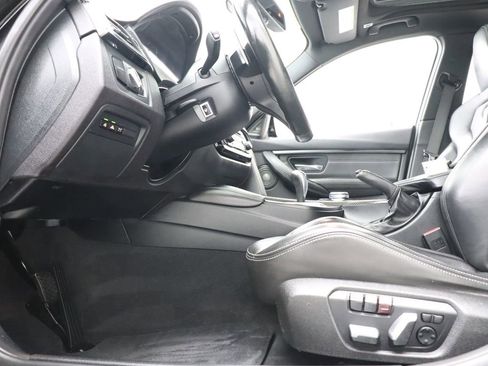 Used 2016 BMW M3 image 17