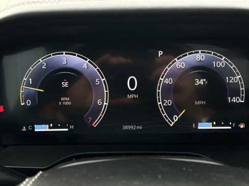 Used 2022 Jeep Grand Cherokee Overland w/ Adv Protech Group III image 40