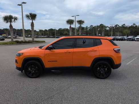 Used 2026 Jeep Compass Latitude AWD/4WD image 8
