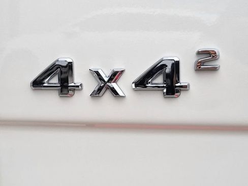 Used 2017 Mercedes-Benz G 550 Squared image 16