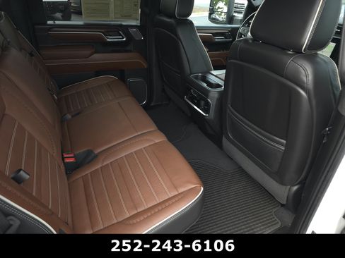 Used 2024 GMC Sierra 2500 Denali Ultimate AWD/4WD image 40