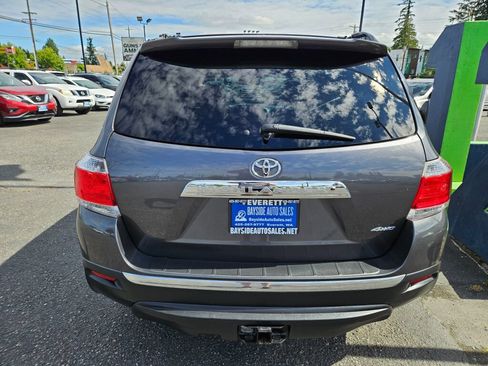 Used 2013 Toyota Highlander Limited AWD/4WD image 4