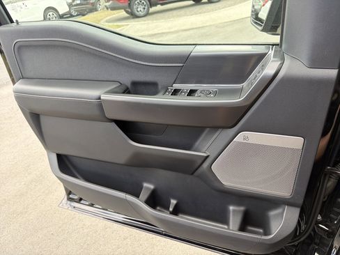 Certified 2025 Ford F150 Lariat w/ Equipment Group 501A Mid image 19