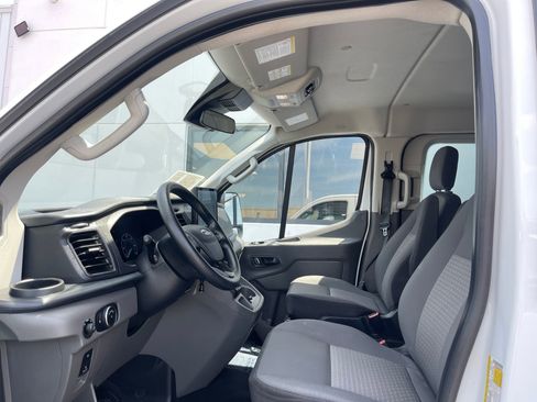 Used 2022 Ford Transit 350 XLT RWD image 11