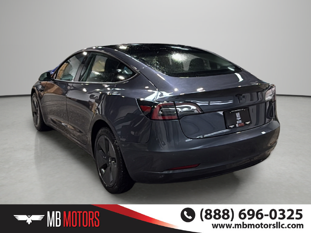 Used 2021 Tesla Model 3 Standard Range Plus RWD image 3