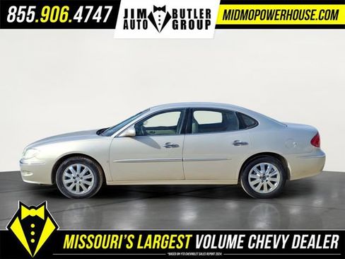 Used 2009 Buick LaCrosse CXL image 2