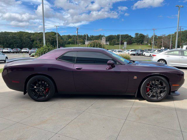Used 2022 Dodge Challenger R/T Scat Pack w/ Dynamics Package RWD image 9