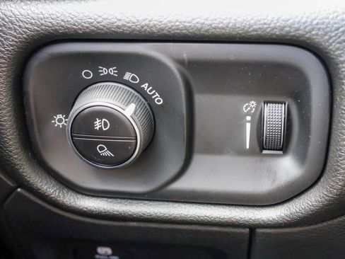 New 2026 RAM 1500 Express AWD/4WD image 27
