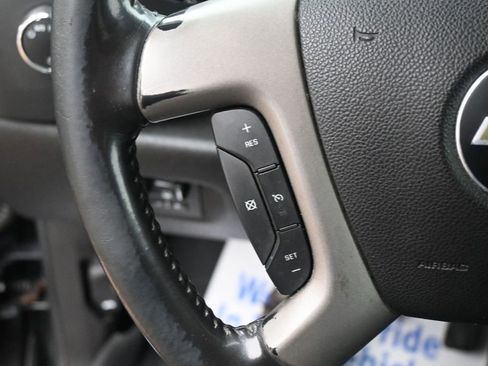 Used 2011 Chevrolet Silverado 2500 LT w/ Interior Plus Package image 47