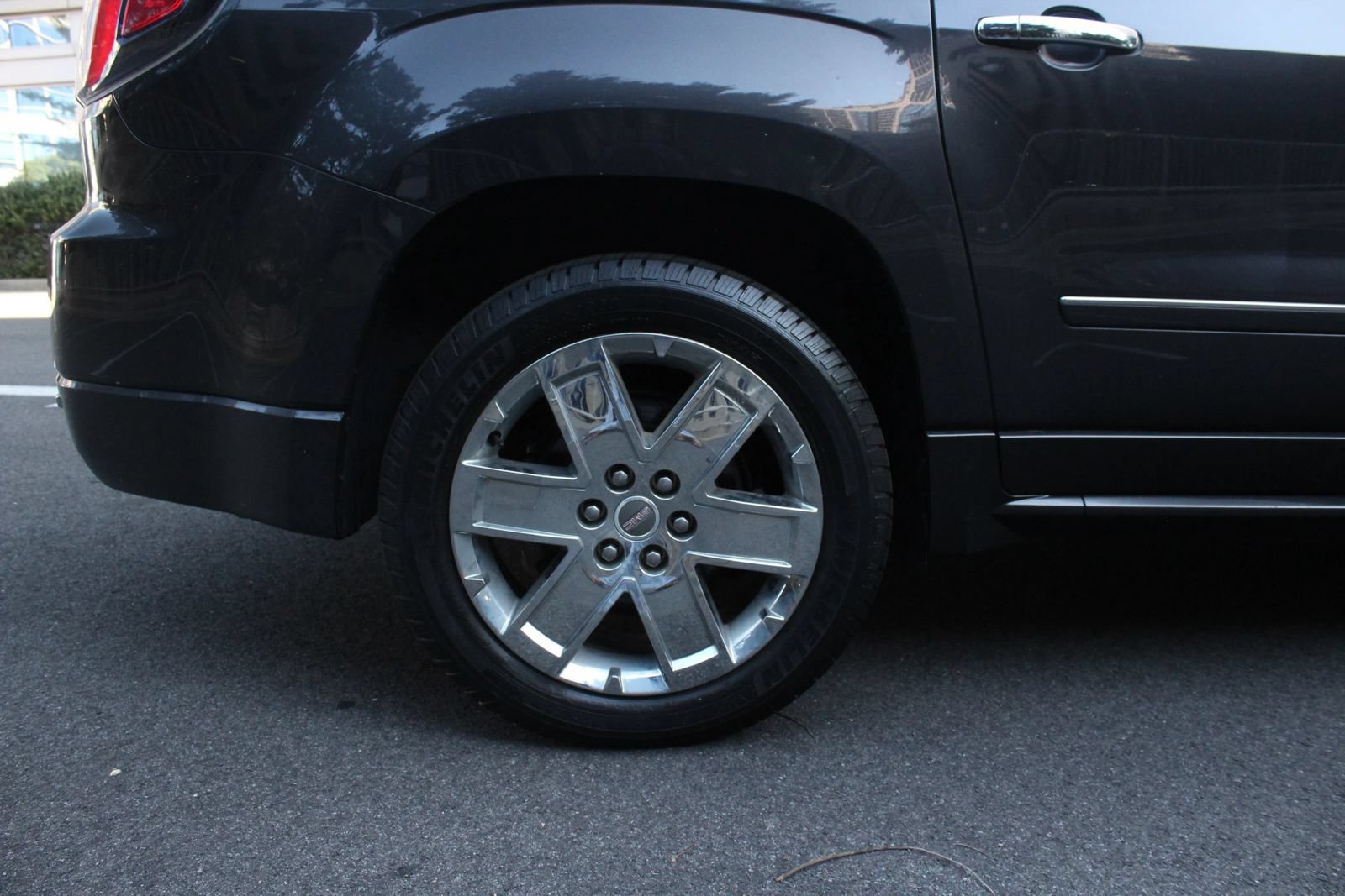 Used 2016 GMC Acadia Denali AWD/4WD image 5