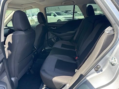 Used 2025 Subaru Outback Premium w/ Popular Package #1A AWD/4WD image 16
