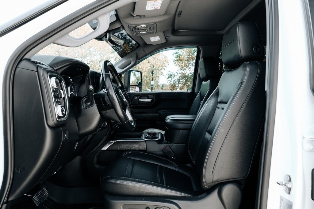 Used 2023 GMC Sierra 3500 Denali w/ Denali Ultimate Package AWD/4WD image 19