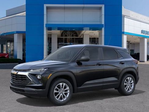 New 2026 Chevrolet TrailBlazer LS image 2