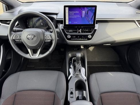 Certified 2025 Toyota Corolla SE image 14