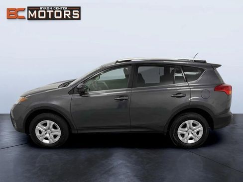 Used 2014 Toyota RAV4 LE image 3