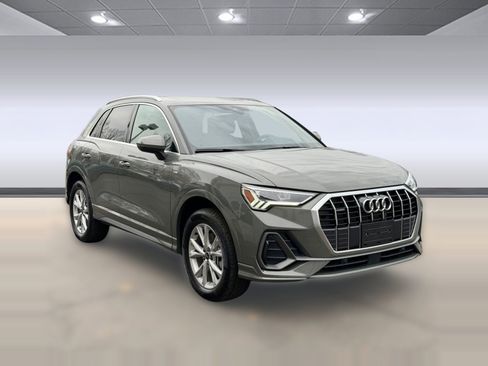 Used 2025 Audi Q3 2.0T Premium image 7
