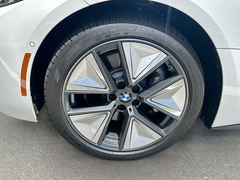 New 2026 BMW i4 xDrive40i w/ Premium Package AWD/4WD image 33