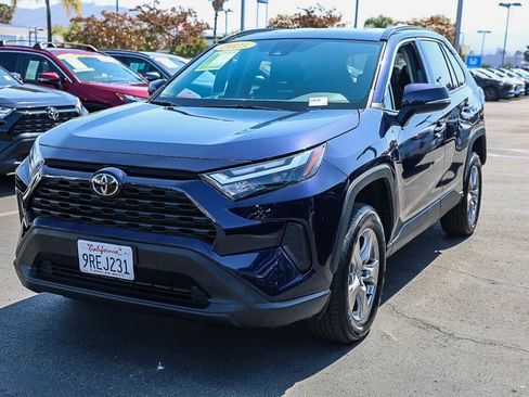 Used 2025 Toyota RAV4 XLE FWD image 19