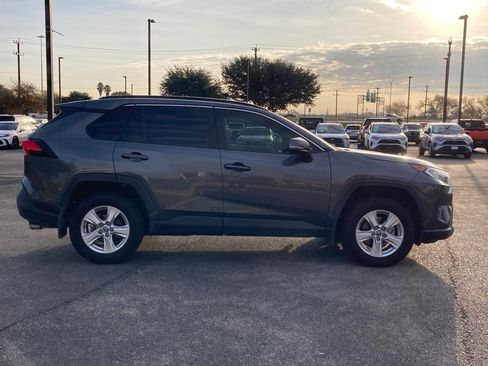 Certified 2021 Toyota RAV4 XLE image 4