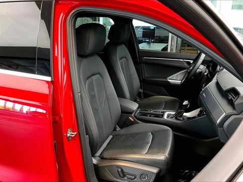 Certified 2022 Audi Q3 2.0T Premium image 8