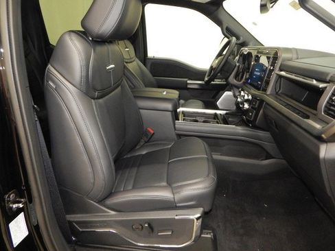 New 2025 Ford F250 Platinum image 21