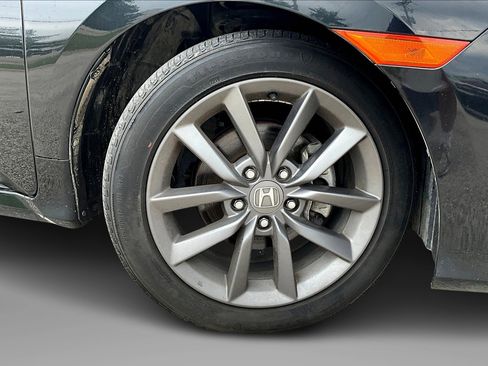 Used 2019 Honda Civic EX image 8