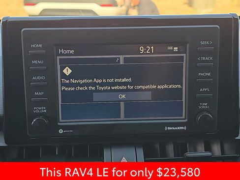 Used 2022 Toyota RAV4 LE image 25