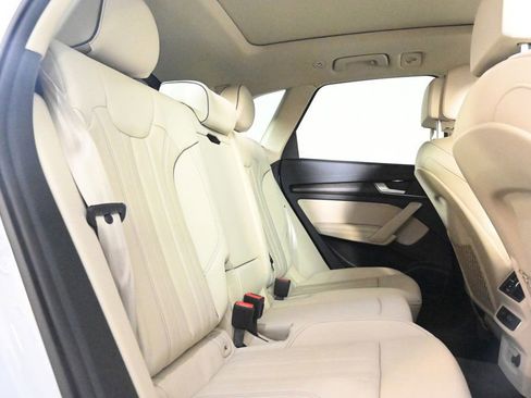 Used 2025 Audi Q5 2.0T Premium Plus w/ Premium Plus Package image 17