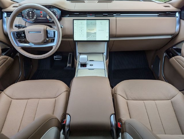Certified 2025 Land Rover Range Rover SV AWD/4WD image 14