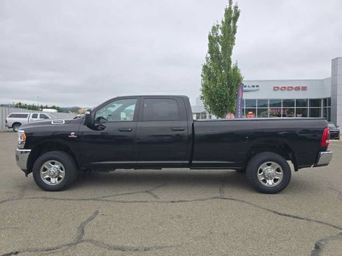 Used 2024 RAM 3500 Tradesman w/ Towing Technology Group AWD/4WD image 2