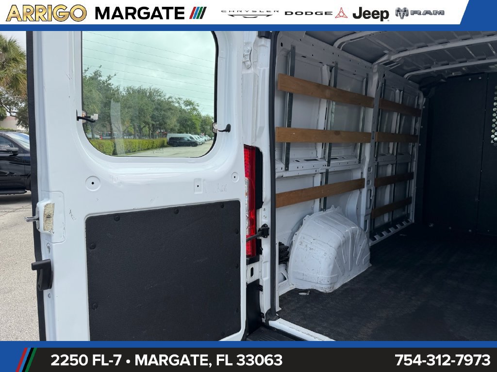 Used 2025 RAM ProMaster 2500 w/ U-Haul Equipment Group FWD image 11