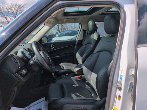 Used 2019 MINI Cooper Countryman S w/ Premium Package image 21