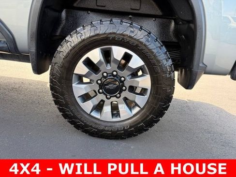 Used 2024 Chevrolet Silverado 2500 Custom w/ Custom Value Package AWD/4WD image 10