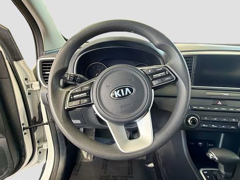Used 2022 Kia Sportage LX image 13