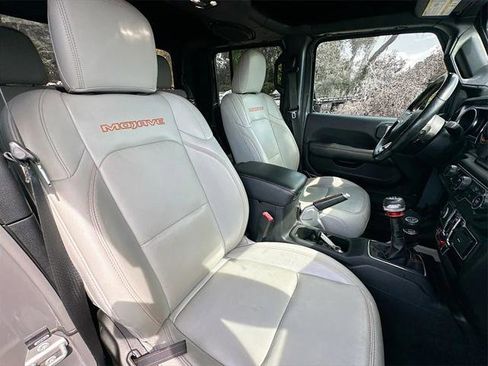 Certified 2020 Jeep Gladiator Mojave image 29