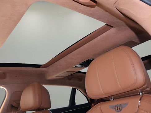 New 2026 Bentley Flying Spur Plug-In Hybrid AWD/4WD image 32