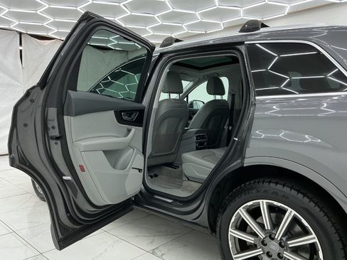 Used 2019 Audi Q7 3.0T Premium Plus AWD/4WD image 22