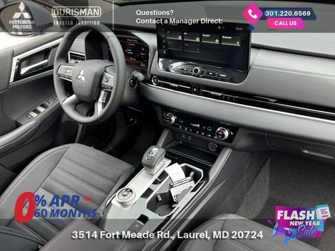 New 2025 Mitsubishi Outlander SE image 6