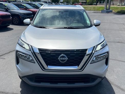 Used 2023 Nissan Rogue SV w/ SV Premium Package AWD/4WD image 4