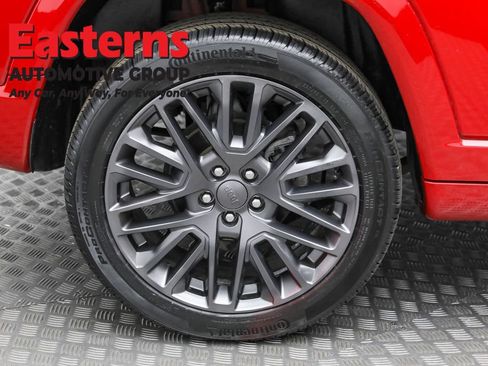 Used 2022 Jeep Compass Limited w/ (RED) Package AWD/4WD image 33