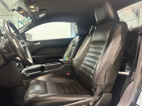 Used 2006 Ford Mustang GT image 11