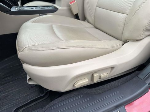 Used 2019 Subaru Outback 2.5i Limited w/ Popular Package #2 image 19