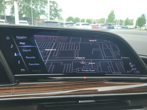 Used 2023 Cadillac Escalade Premium Luxury AWD/4WD image 39