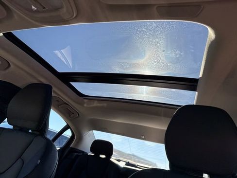 Certified 2025 Volvo S60 T8 Plus image 21