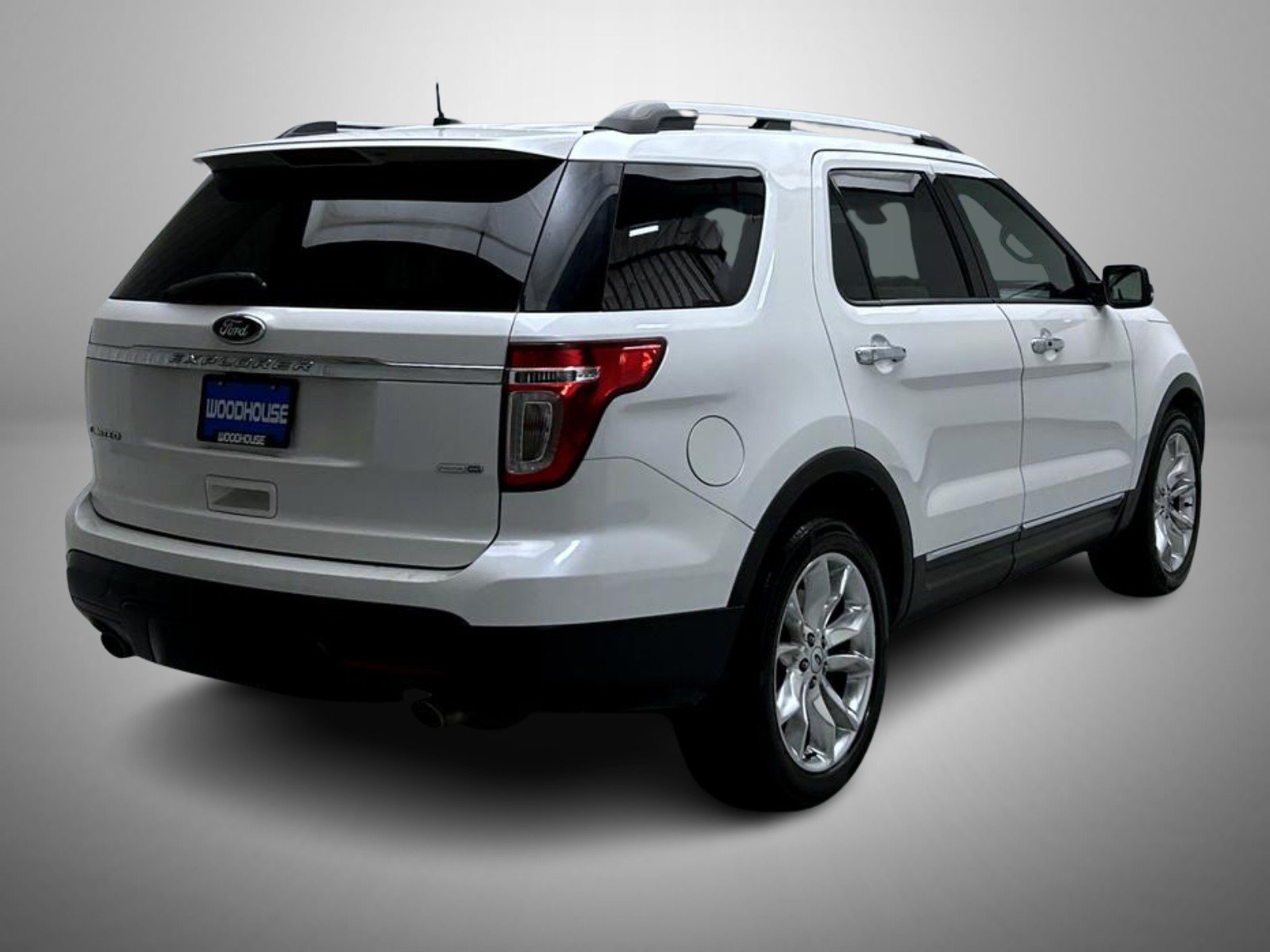 Used 2014 Ford Explorer Limited w/ Equipment Group 302A AWD/4WD image 6