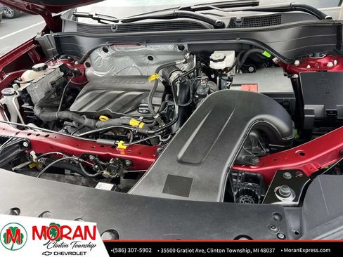 Certified 2024 Chevrolet Trax RS w/ Driver Confidence Package FWD image 11