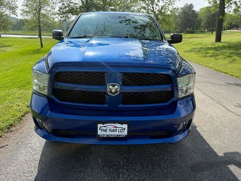 Used 2014 RAM 1500 Express AWD/4WD image 2