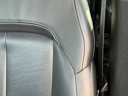 Used 2022 Jeep Grand Cherokee L Limited image 16