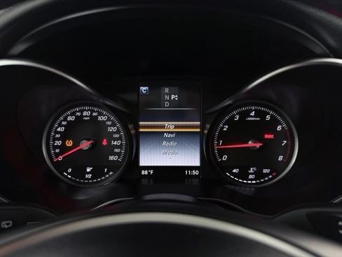 Used 2017 Mercedes-Benz GLC 300 4MATIC image 23